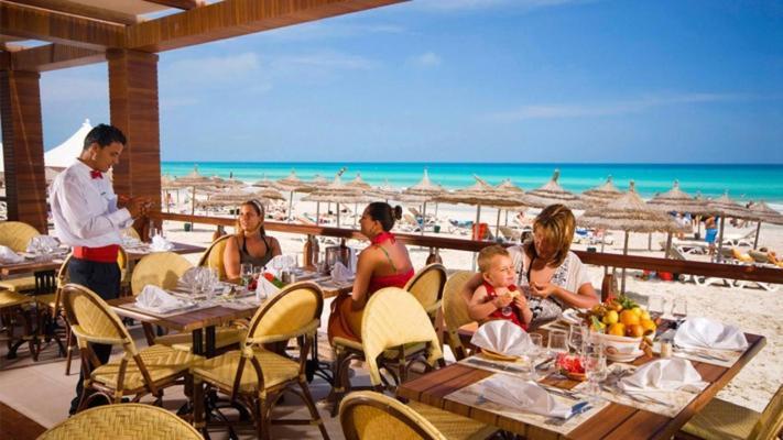 Djerba Plaza Thalasso & Spa Triffa Exterior foto