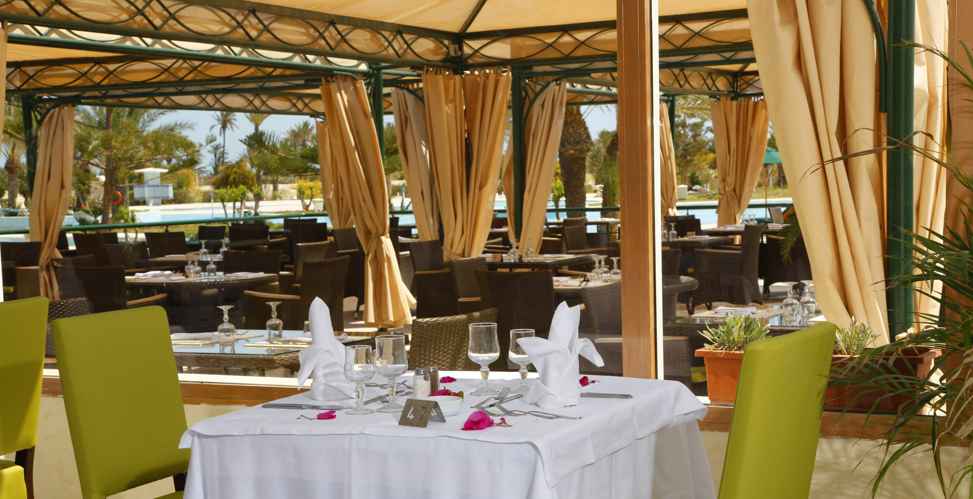 Djerba Plaza Thalasso & Spa Triffa Exterior foto